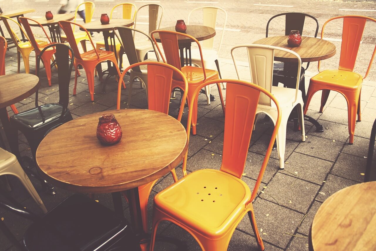 Medidas tributarias urgentes de apoyo al sector turístico, la hostelería y el comercio