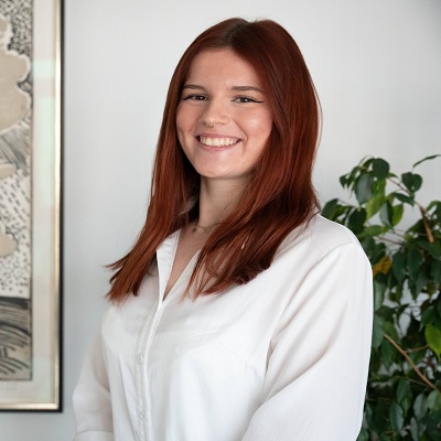 Emilia Muñoz – Atención al cliente, ILIA ETL GLOBAL Palma de Mallorca